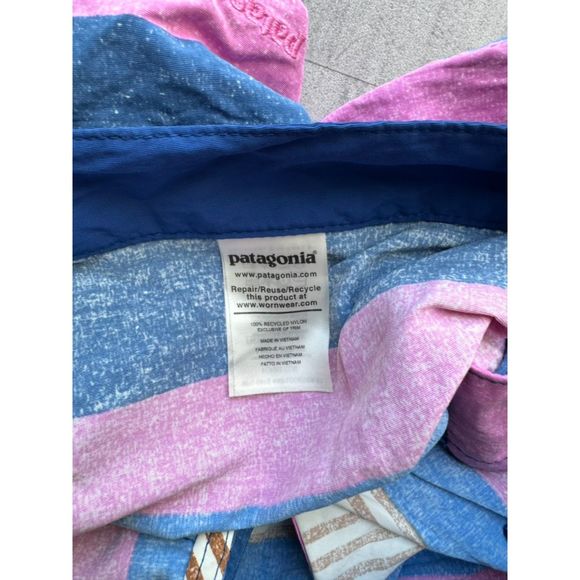 Patagonia Wavefarer Striped Board Shorts Women's Size 16 - EUC - Picture 10 of 10